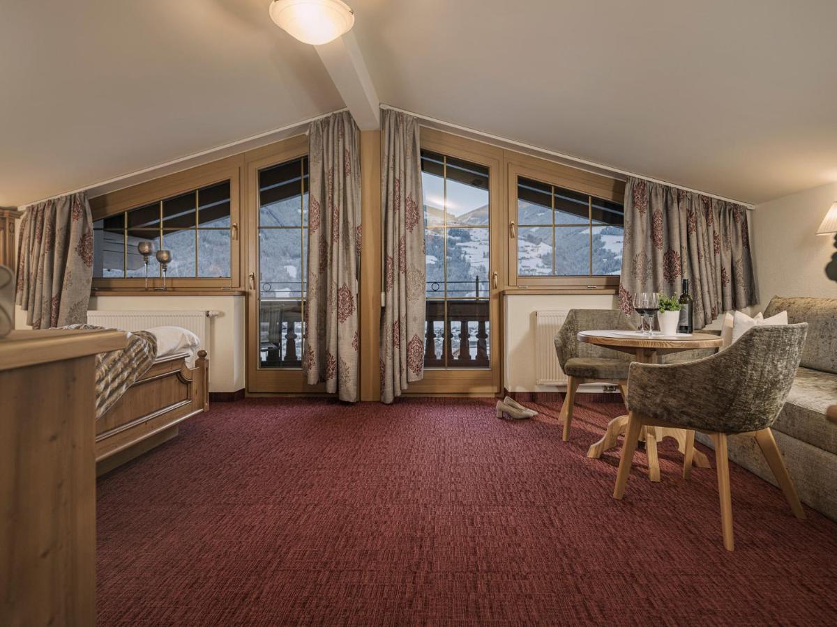 Platzlhof - Mein Hotel Im Zillertal Ried im Zillertal Bagian luar foto