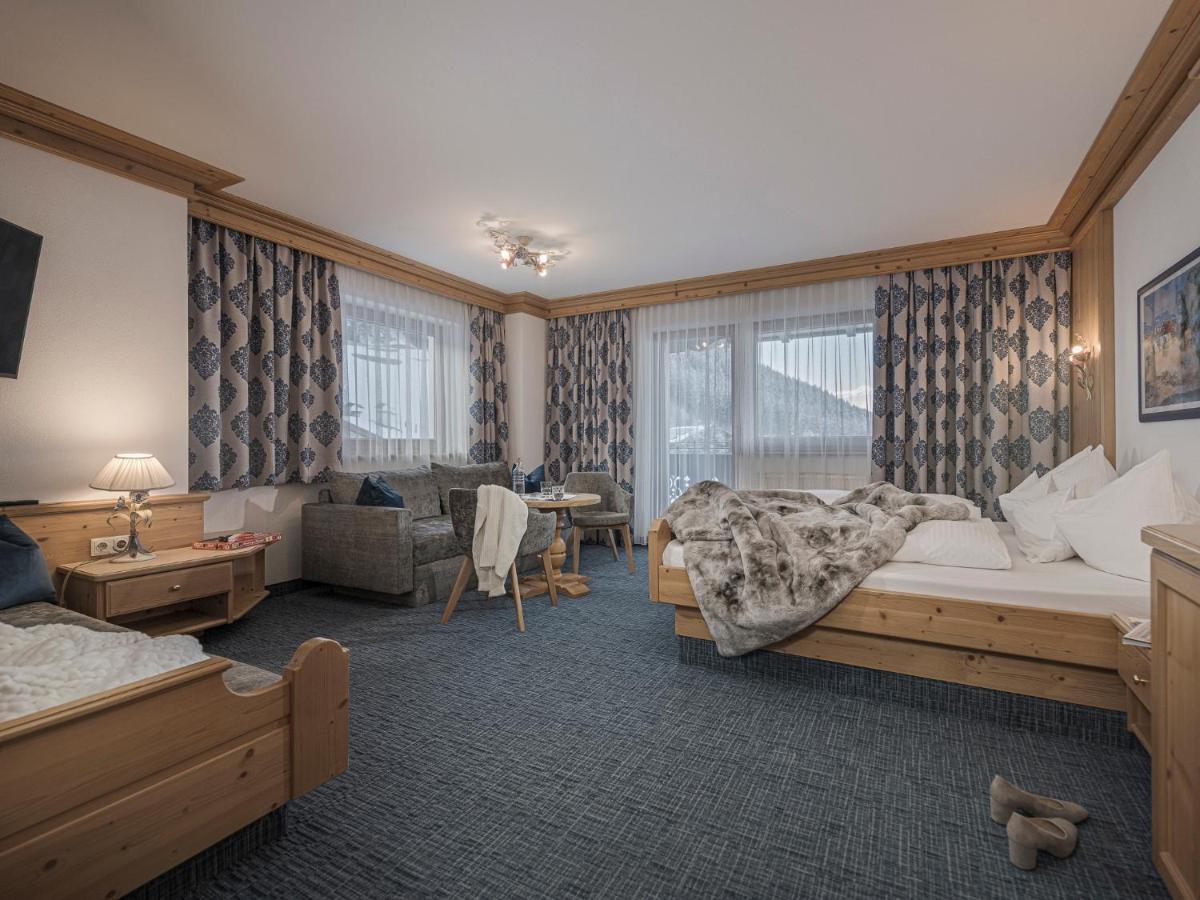 Platzlhof - Mein Hotel Im Zillertal Ried im Zillertal Bagian luar foto