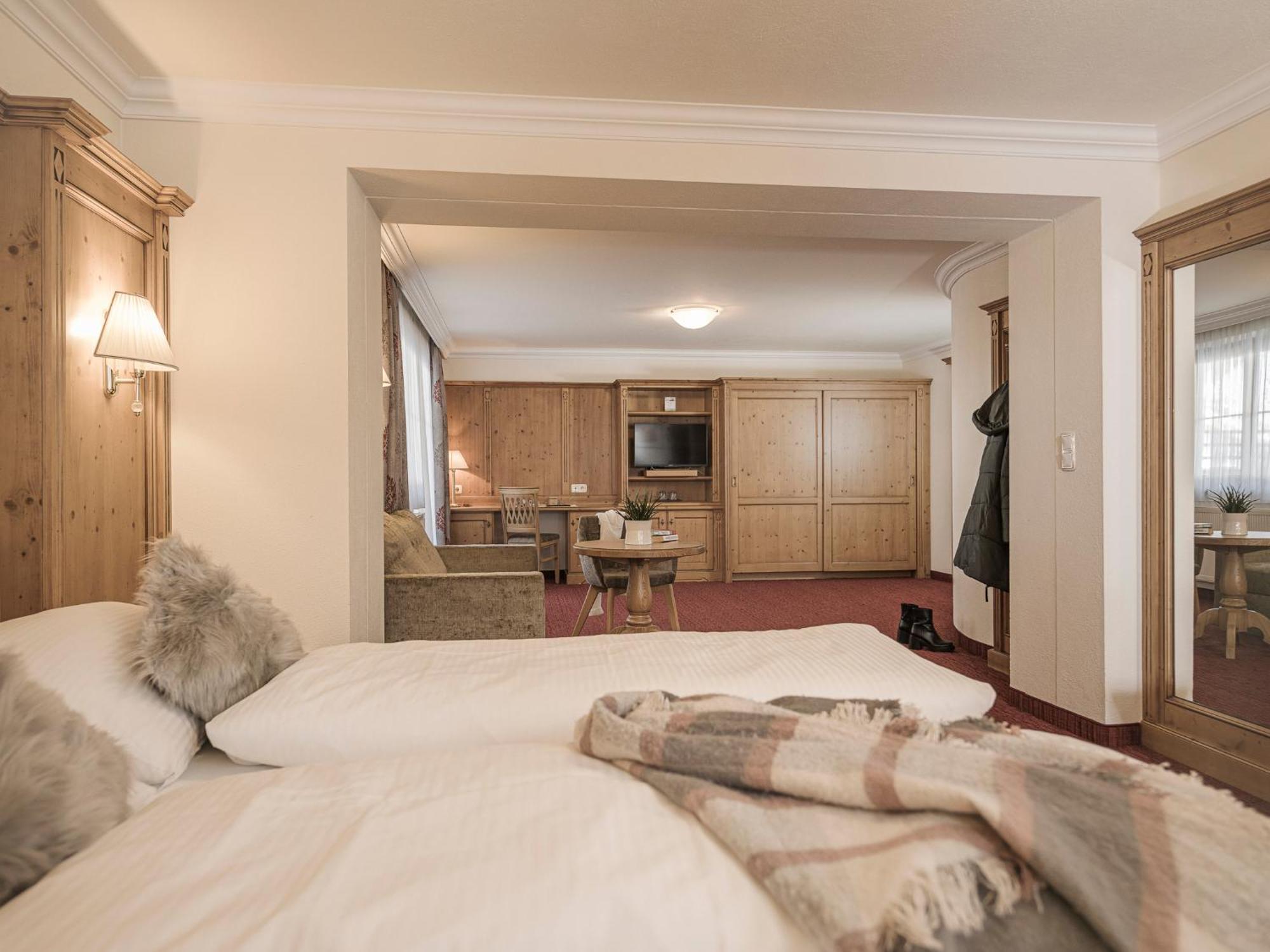 Platzlhof - Mein Hotel Im Zillertal Ried im Zillertal Bagian luar foto